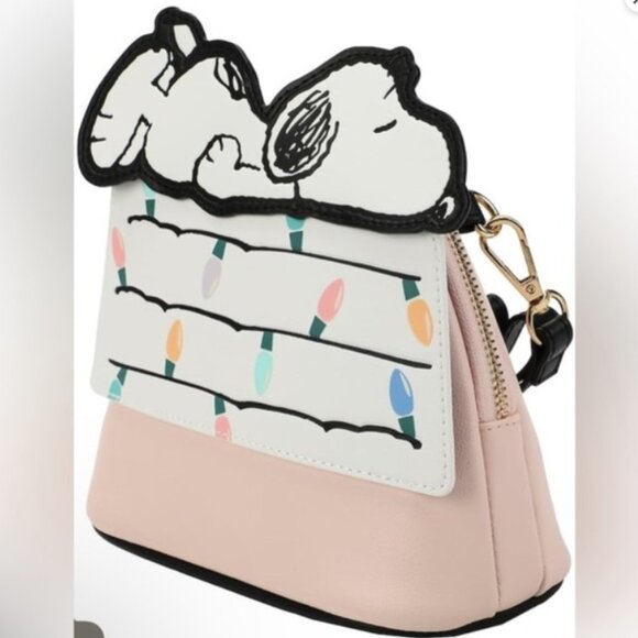 NWT Snoopy Holiday Lights Crossbody Bag - Picture 1 of 7